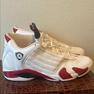 Jordan Mens Air 14 Candy Cane - Size 10.5 White/Black-varsity Red